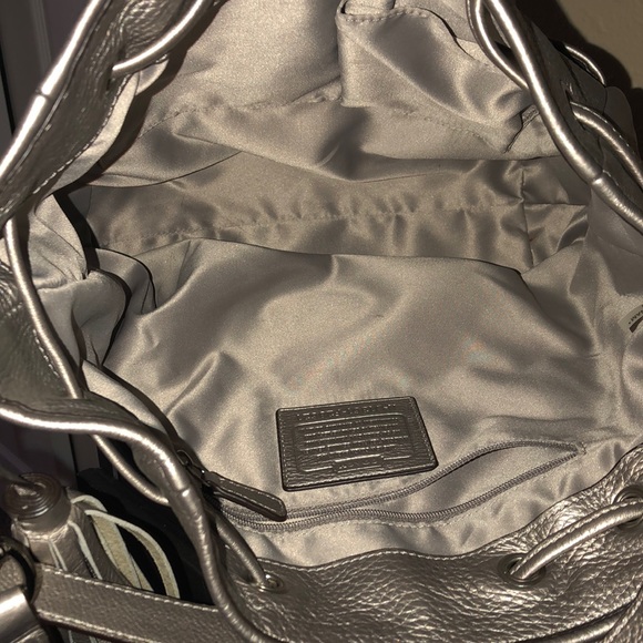 Coach Bucket Bag - Picture 4 of 5